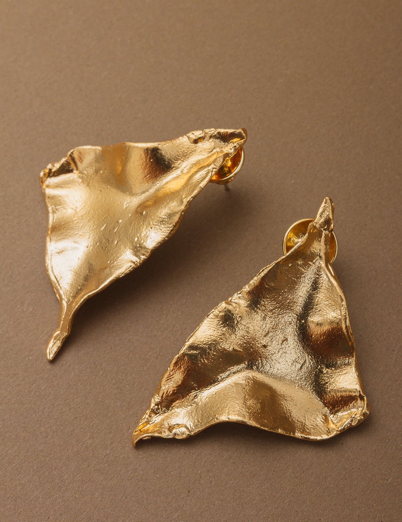 Guata Peak Dangle Earrings