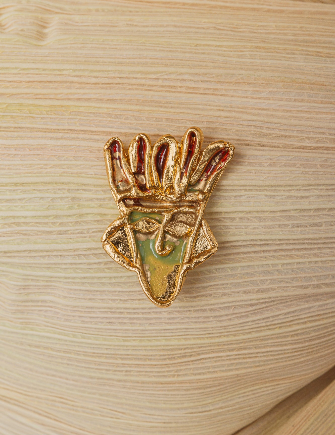Rostro Face Brooch