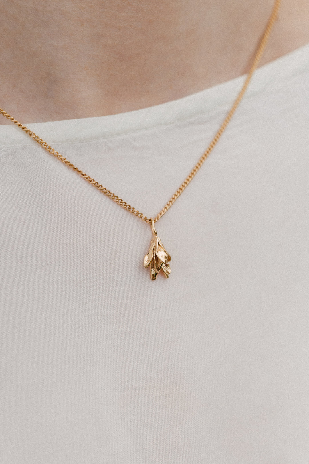 Nebula mini necklace