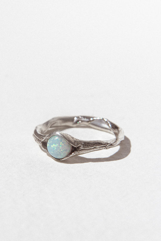 Opal Vaina Ring - Size 7