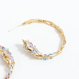 Close-up detail of the Candonga Espiga lavender, showing handcrafted painting and glass granulation in shades of lilac and turquoise.